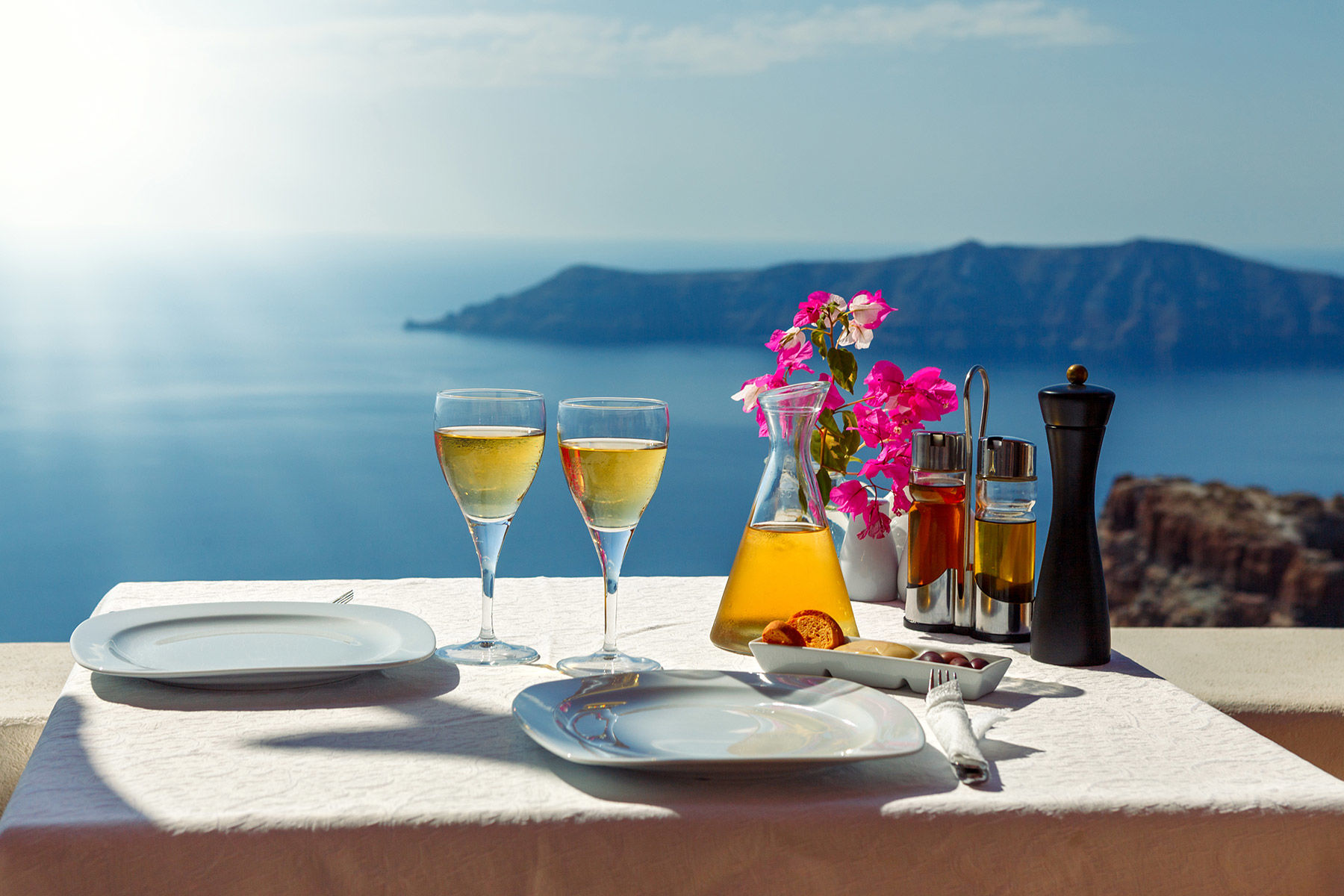 Flavours of Santorini - Gastronomy and Winemaking